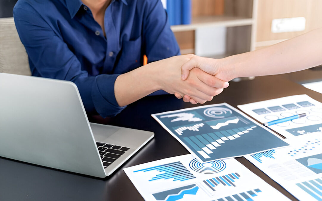 Best CRM Softwares for Small Business: Detailed Guide to Top Solutions